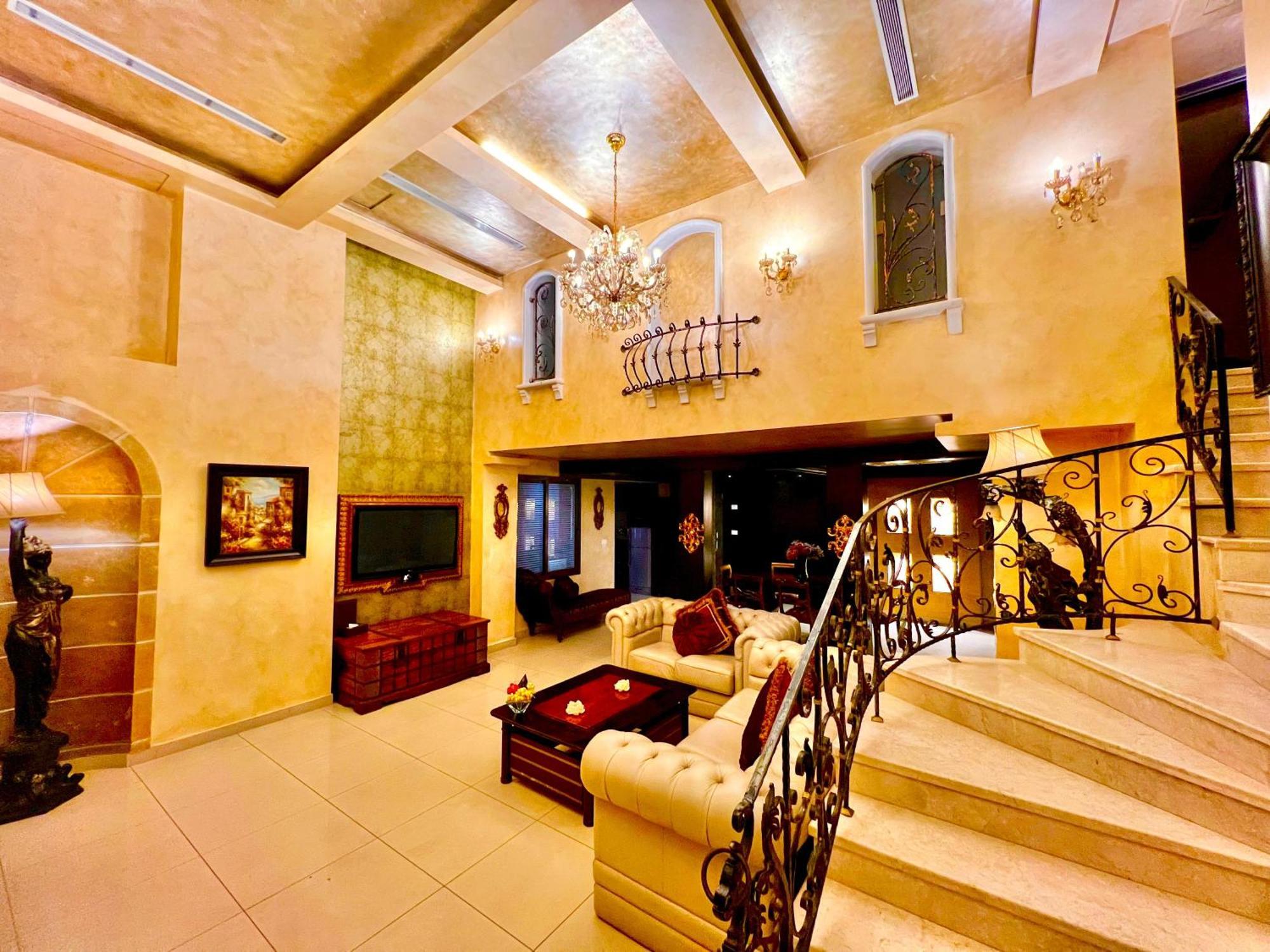 Queens Suite Hotel Beyrut Dış mekan fotoğraf