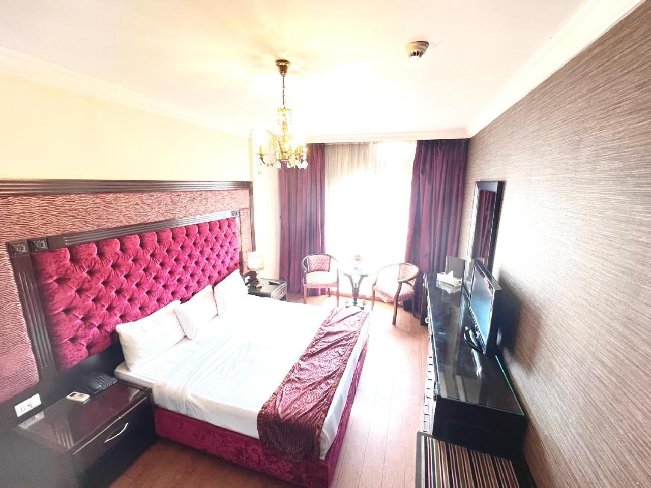 Queens Suite Hotel Beyrut Dış mekan fotoğraf