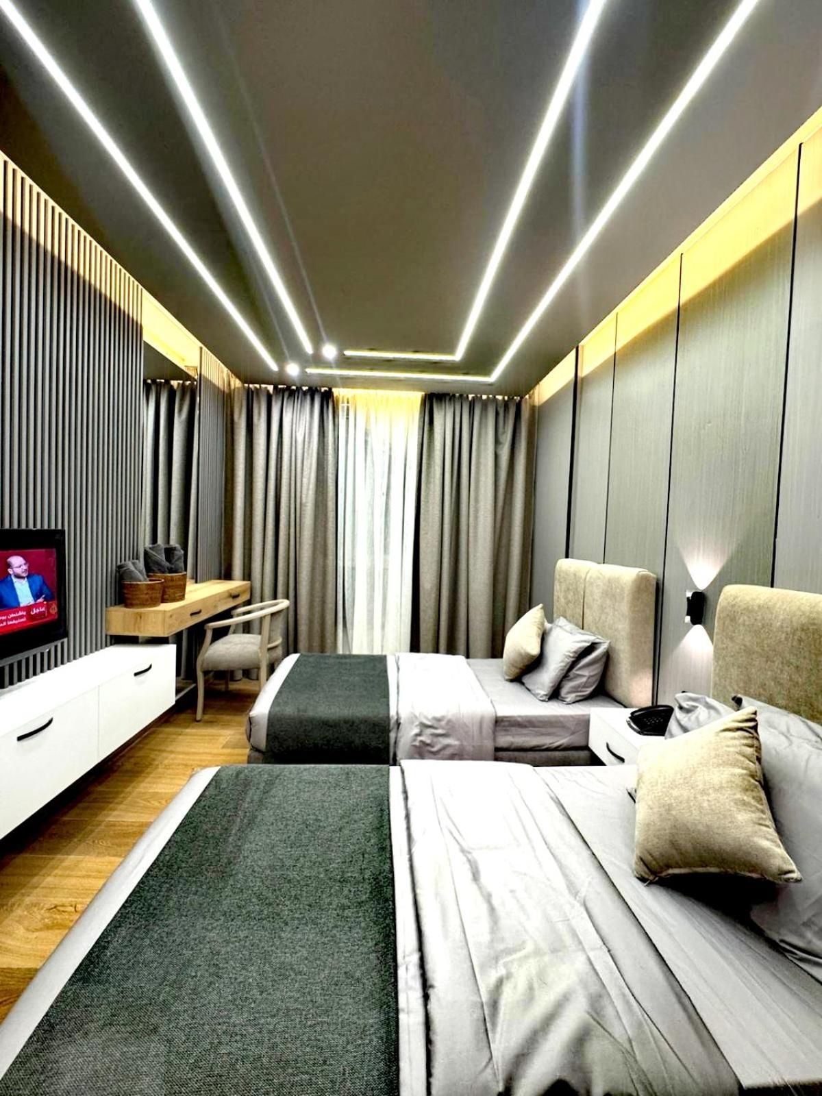 Queens Suite Hotel Beyrut Dış mekan fotoğraf