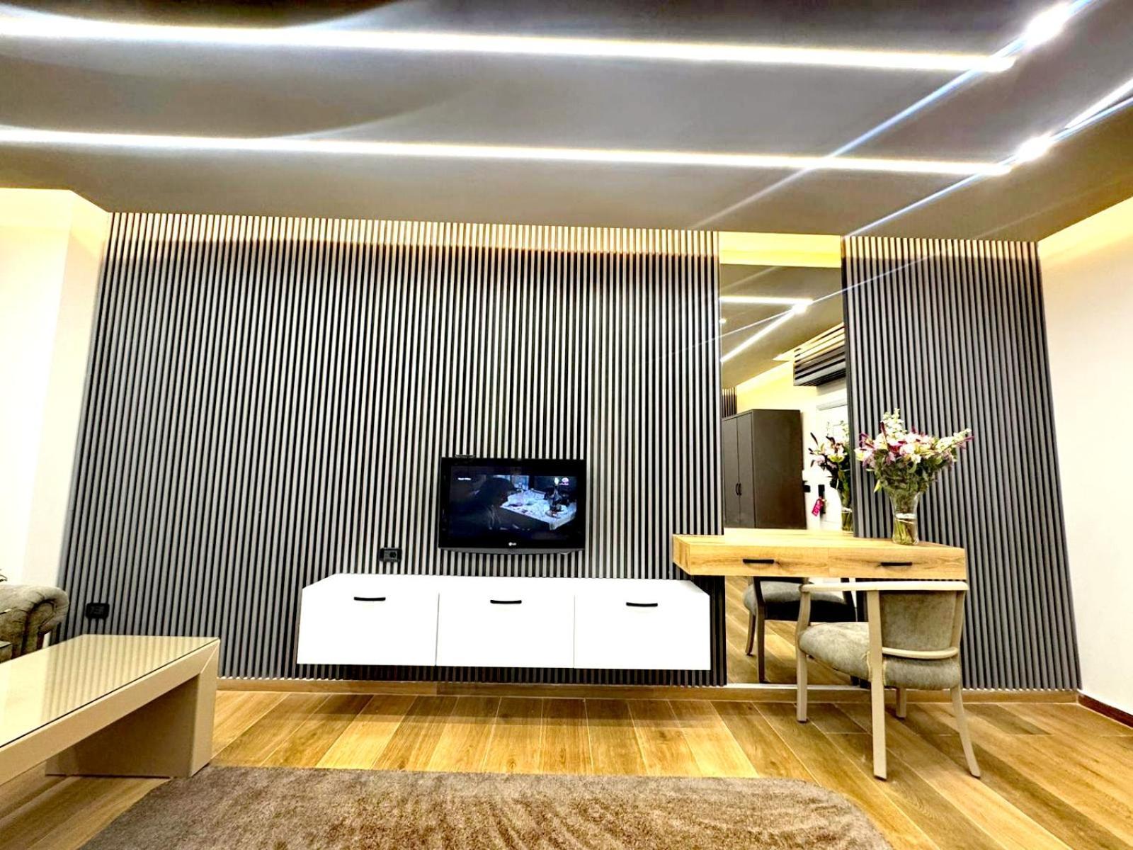 Queens Suite Hotel Beyrut Dış mekan fotoğraf