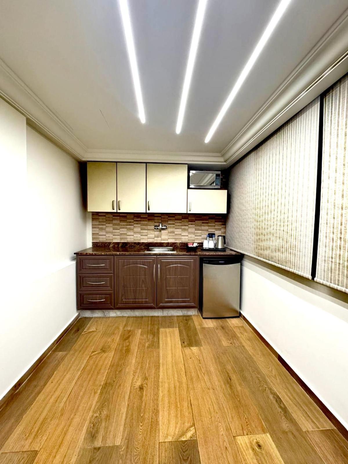 Queens Suite Hotel Beyrut Dış mekan fotoğraf