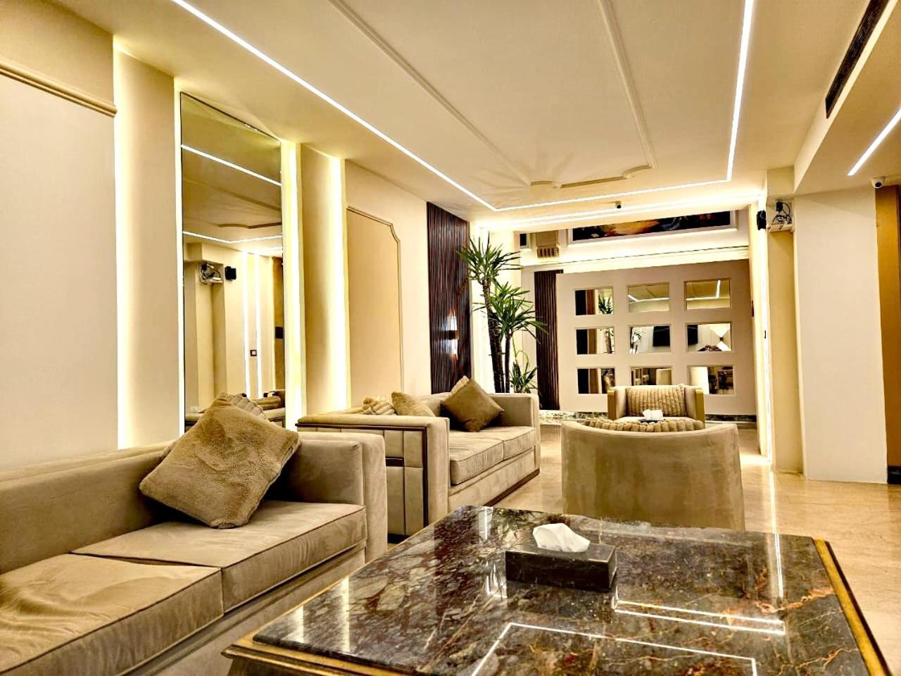 Queens Suite Hotel Beyrut Dış mekan fotoğraf