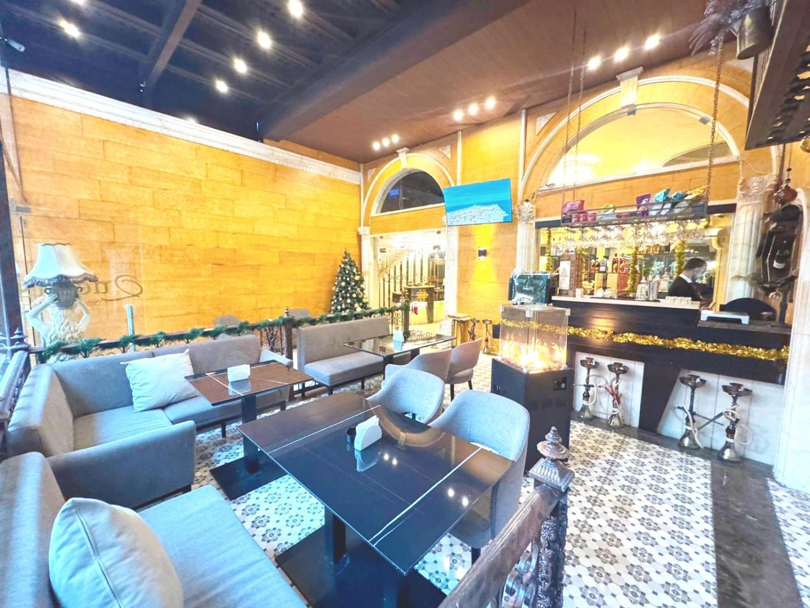 Queens Suite Hotel Beyrut Dış mekan fotoğraf