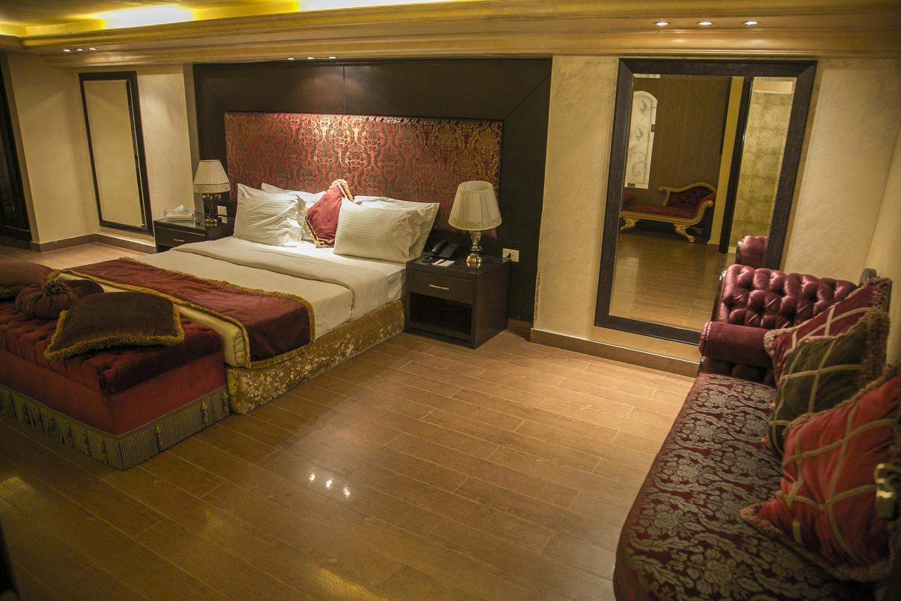 Queens Suite Hotel Beyrut Dış mekan fotoğraf
