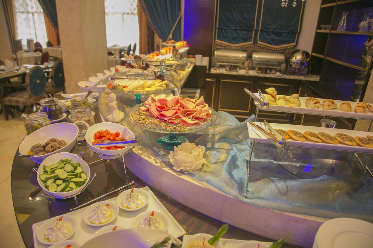 Queens Suite Hotel Beyrut Dış mekan fotoğraf