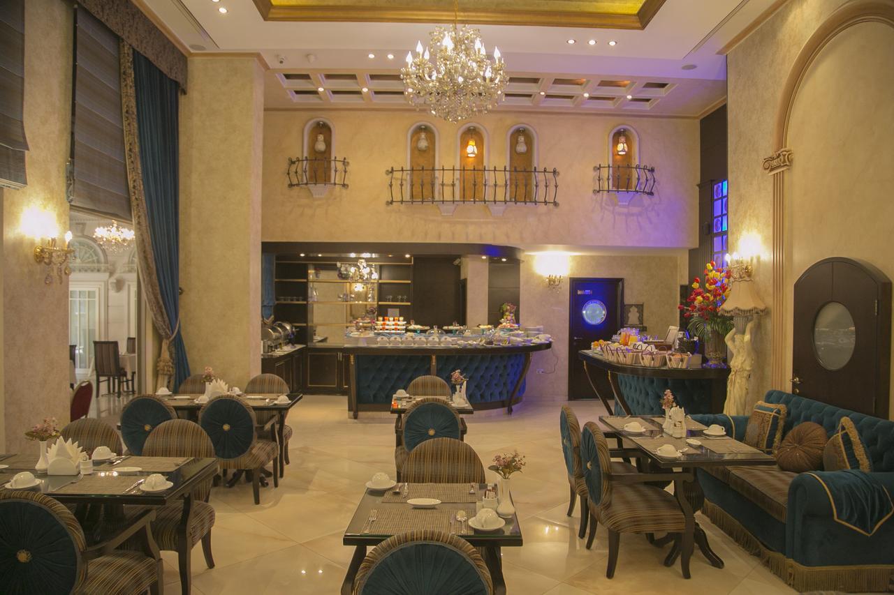 Queens Suite Hotel Beyrut Dış mekan fotoğraf